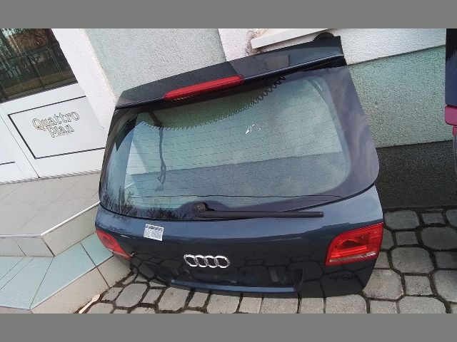bontott AUDI A3 Csomagtérajtó (Részeivel)