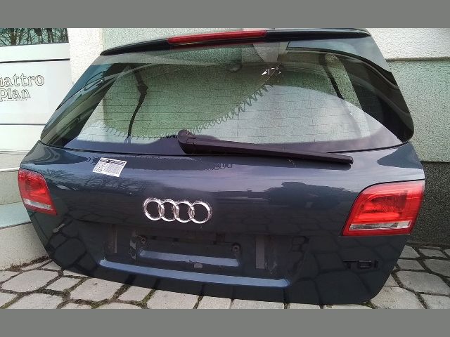 bontott AUDI A3 Csomagtérajtó (Részeivel)