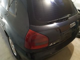 bontott AUDI A3 Csomagtérajtó (Részeivel)