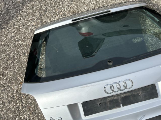 bontott AUDI A3 Csomagtérajtó (Üres lemez)