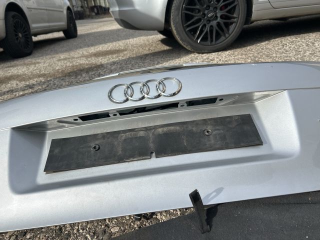 bontott AUDI A3 Csomagtérajtó (Üres lemez)