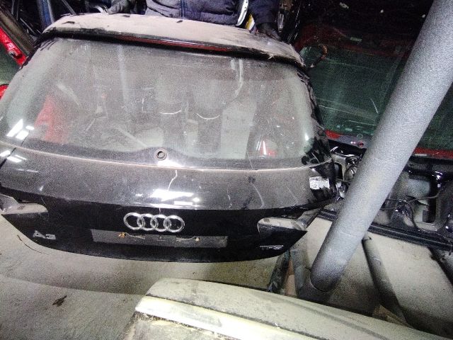 bontott AUDI A3 Csomagtérajtó (Üres lemez)