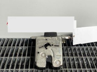 bontott AUDI A3 Csomagtérajtó Ütköző