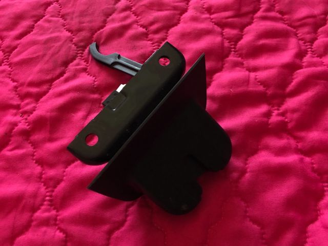 bontott AUDI A3 Csomagtérajtó Zárszerkezet