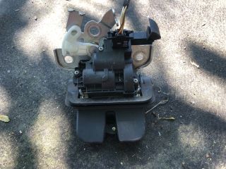 bontott AUDI A3 Csomagtérajtó Zárszerkezet