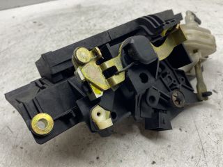 bontott AUDI A3 Csomagtérajtó Zárszerkezet