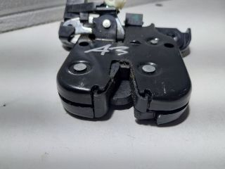 bontott AUDI A3 Csomagtérajtó Zárszerkezet