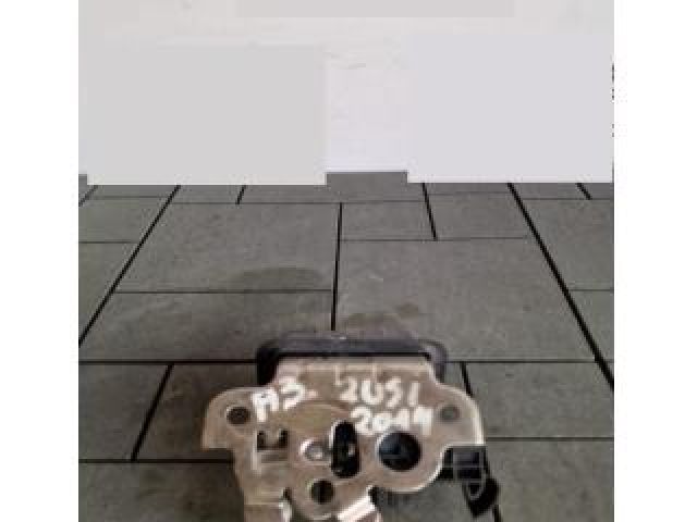 bontott AUDI A3 Csomagtérajtó Zárszerkezet