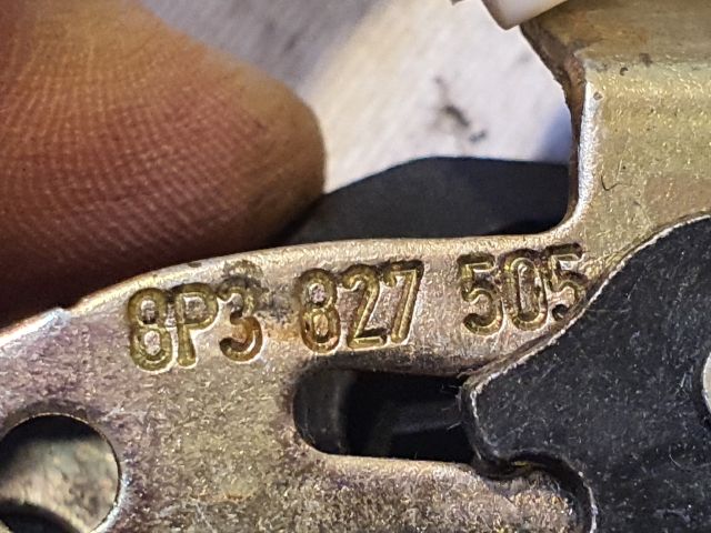 bontott AUDI A3 Csomagtérajtó Zárszerkezet