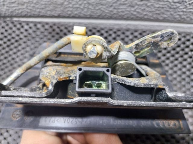 bontott AUDI A3 Csomagtérajtó Zárszerkezet