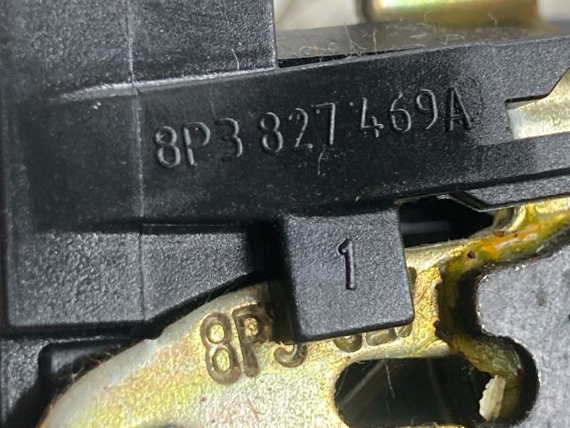 bontott AUDI A3 Csomagtérajtó Zárszerkezet