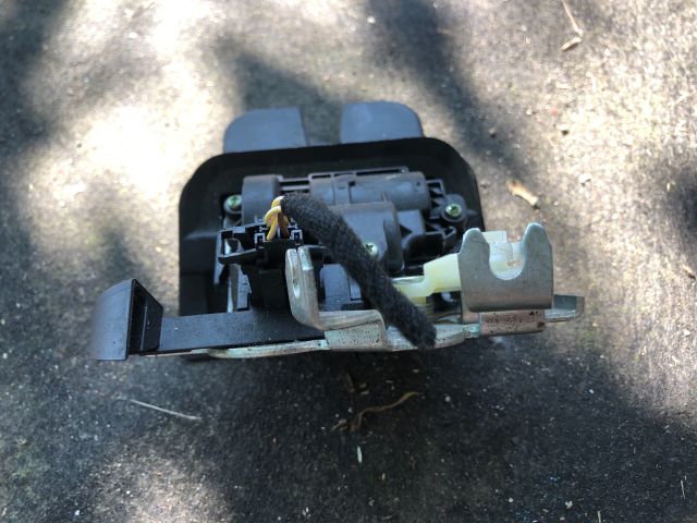 bontott AUDI A3 Csomagtérajtó Zárszerkezet