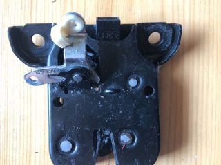 bontott AUDI A3 Csomagtérajtó Zárszerkezet