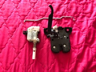 bontott AUDI A3 Csomagtérajtó Zárszerkezet