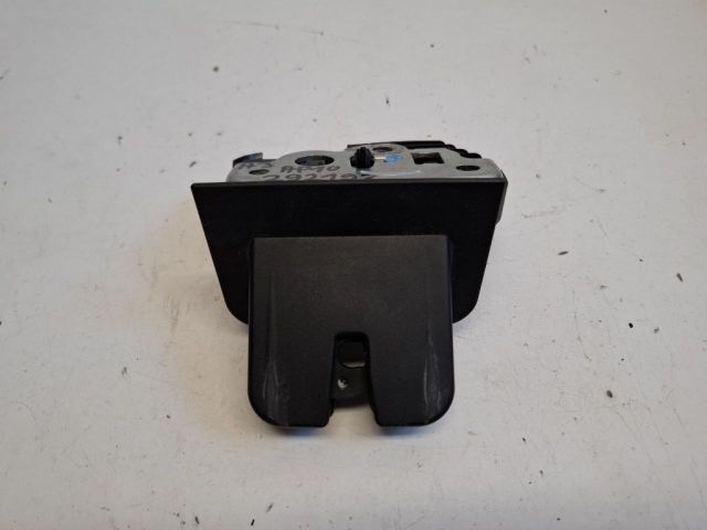 bontott AUDI A3 Csomagtérajtó Zárszerkezet