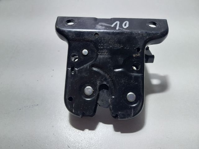 bontott AUDI A3 Csomagtérajtó Zárszerkezet