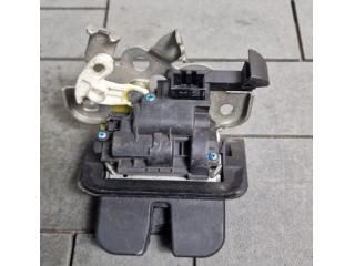 bontott AUDI A3 Csomagtérajtó Zárszerkezet