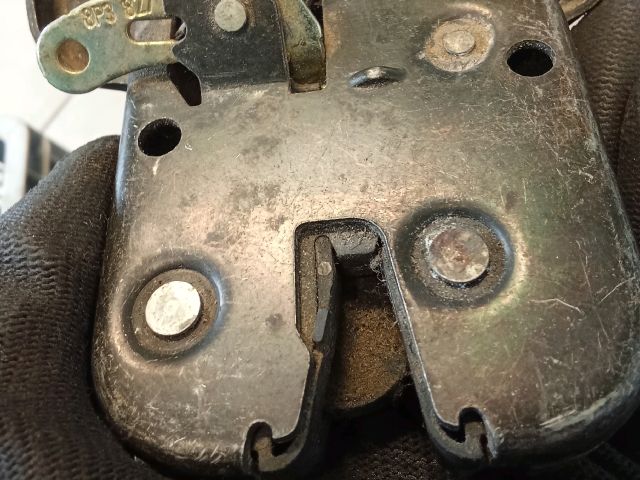 bontott AUDI A3 Csomagtérajtó Zárszerkezet