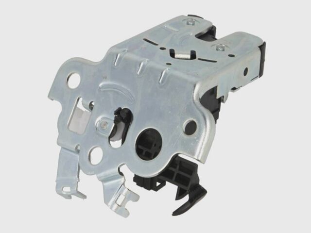 bontott AUDI A3 Csomagtérajtó Zárszerkezet