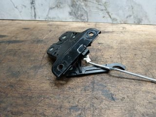 bontott AUDI A3 Csomagtérajtó Zárszerkezet