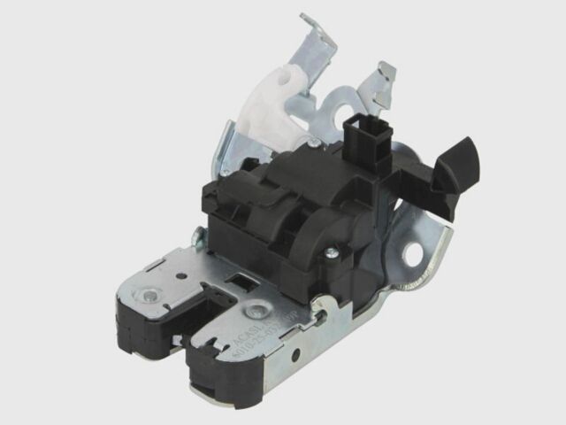 bontott AUDI A3 Csomagtérajtó Zárszerkezet