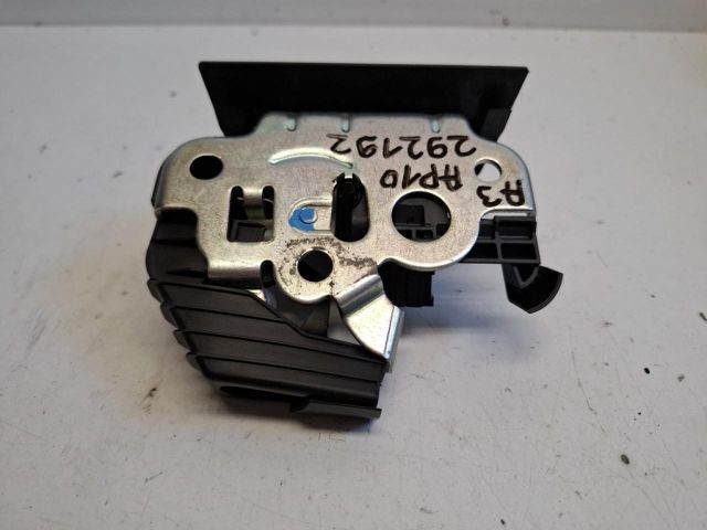 bontott AUDI A3 Csomagtérajtó Zárszerkezet