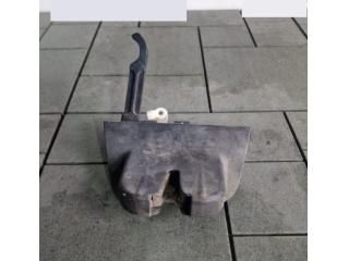 bontott AUDI A3 Csomagtérajtó Zárszerkezet