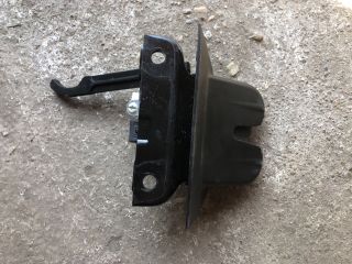 bontott AUDI A3 Csomagtérajtó Zárszerkezet