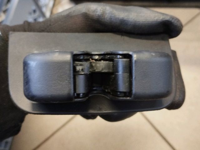 bontott AUDI A3 Csomagtérajtó Zárszerkezet