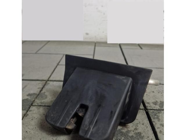 bontott AUDI A3 Csomagtérajtó Zárszerkezet