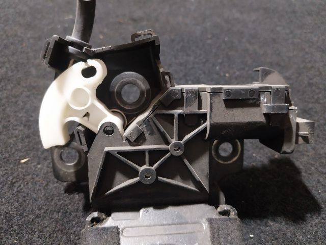 bontott AUDI A3 Csomagtérajtó Zárszerkezet