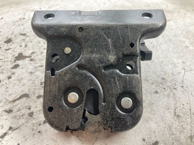 bontott AUDI A3 Csomagtérajtó Zárszerkezet