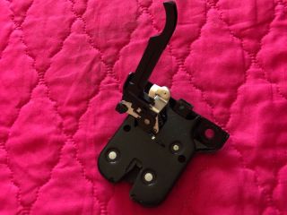 bontott AUDI A3 Csomagtérajtó Zárszerkezet