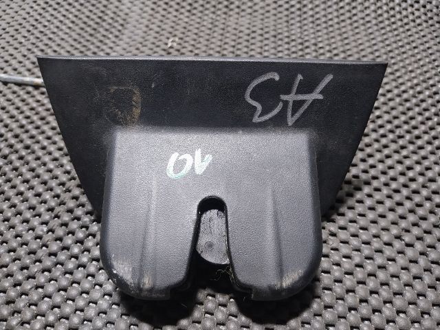 bontott AUDI A3 Csomagtérajtó Zárszerkezet