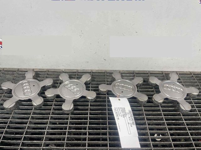 bontott AUDI A3 Dísztárcsa (1 db)