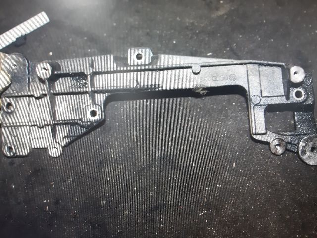 bontott AUDI A3 EGR / AGR Hűtőtartó