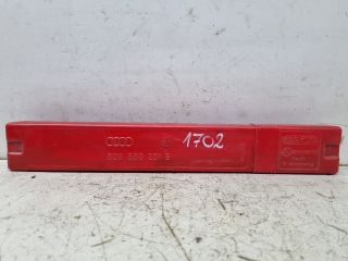 bontott AUDI A3 Elakadásjelző Háromszög