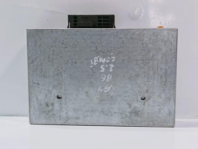 bontott AUDI A3 Elektronika (Magában)