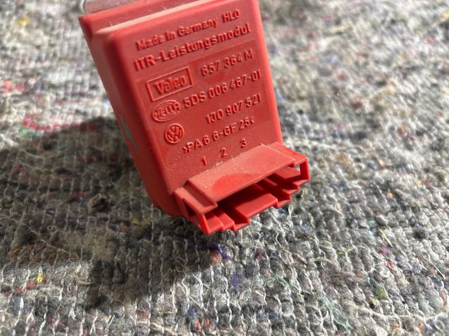 bontott AUDI A3 Előtét Ellenállás Fűtőmotor