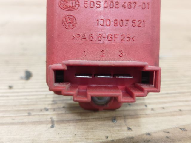 bontott AUDI A3 Előtét Ellenállás Fűtőmotor