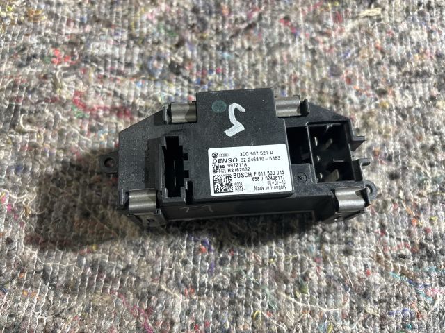 bontott AUDI A3 Előtét Ellenállás Fűtőmotor