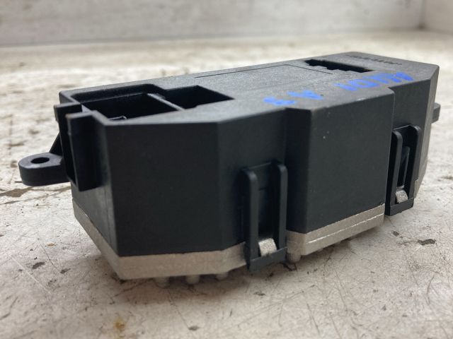 bontott AUDI A3 Előtét Ellenállás Fűtőmotor