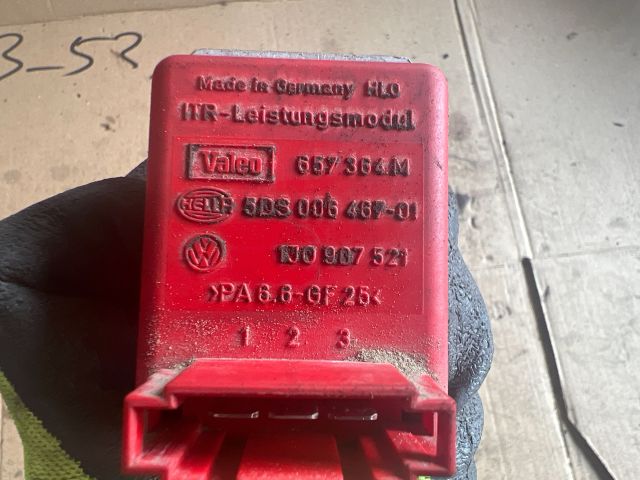 bontott AUDI A3 Előtét Ellenállás Fűtőmotor