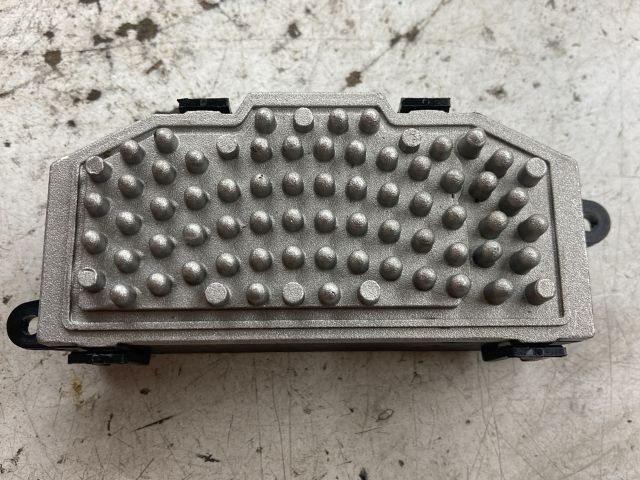 bontott AUDI A3 Előtét Ellenállás Fűtőmotor