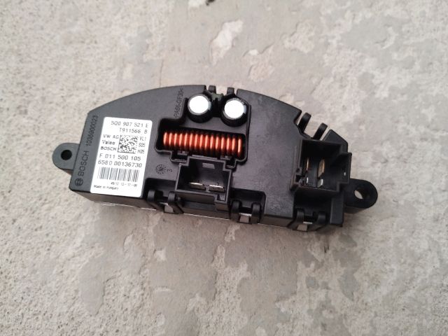 bontott AUDI A3 Előtét Ellenállás Fűtőmotor