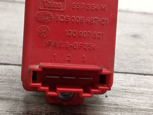 bontott AUDI A3 Előtét Ellenállás Fűtőmotor