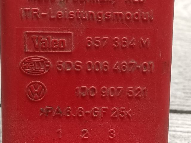 bontott AUDI A3 Előtét Ellenállás Fűtőmotor