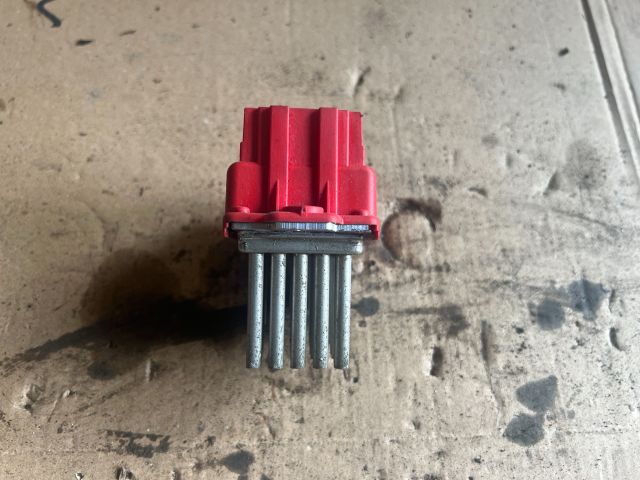 bontott AUDI A3 Előtét Ellenállás Fűtőmotor