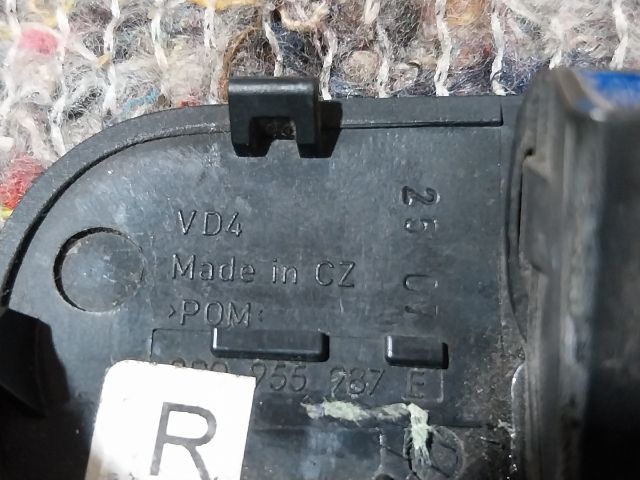 bontott AUDI A3 Első Ablakmosó Fúvóka