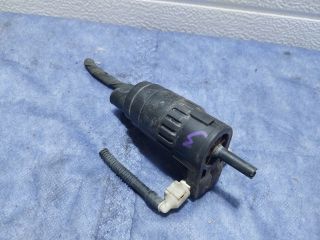 bontott AUDI A3 Első Ablakmosó Szivattyú